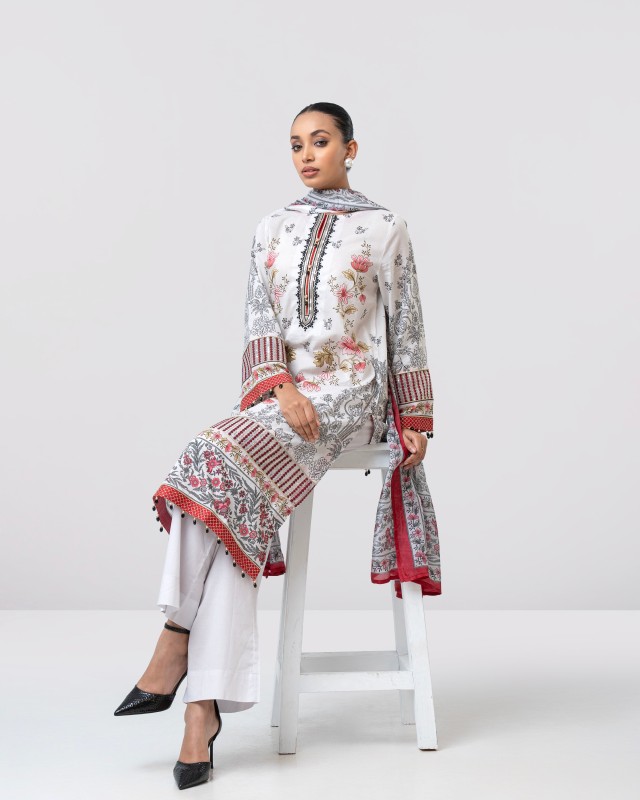 Smart Fit Printed Three-Piece Lawn with Silk Dupatta