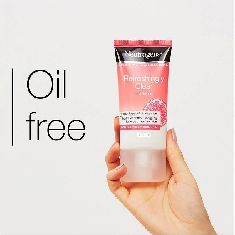 Neutrogena Refreshingly Clear Oil Free Moisturiser - 50ml (B1G1)